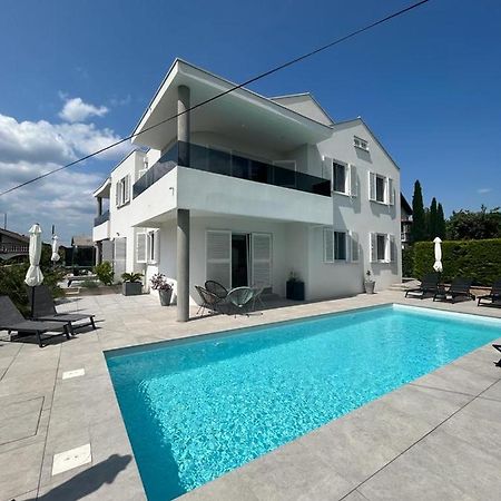 Haus Dalmatia With Heated Pool Apartamento Bibinje Exterior foto