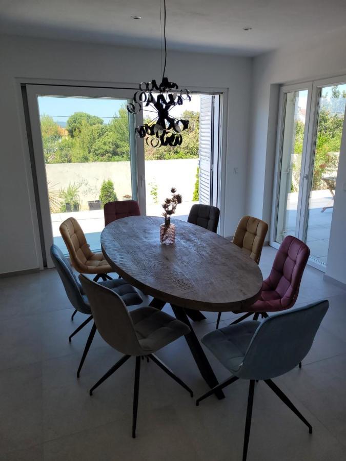 Haus Dalmatia With Heated Pool Apartamento Bibinje Exterior foto