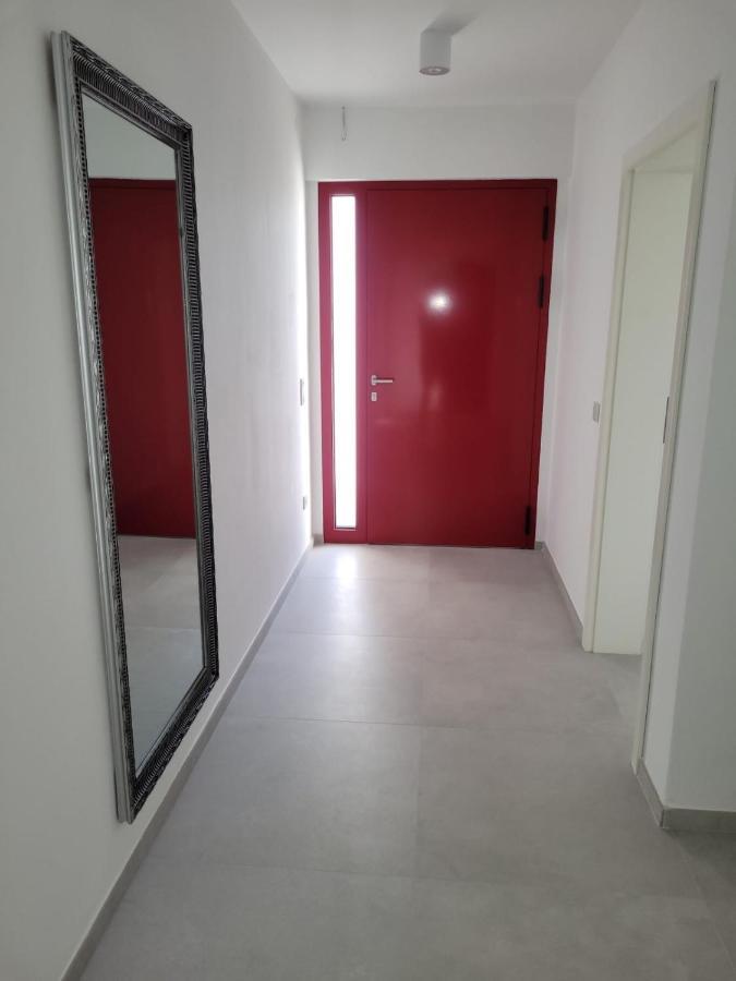 Haus Dalmatia With Heated Pool Apartamento Bibinje Exterior foto