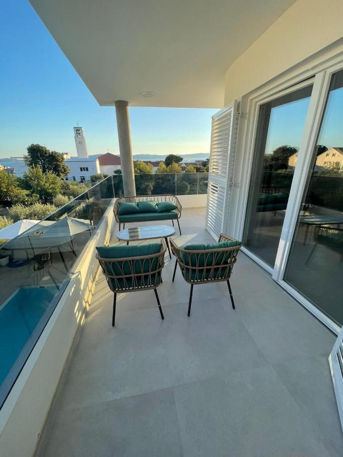 Haus Dalmatia With Heated Pool Apartamento Bibinje Exterior foto