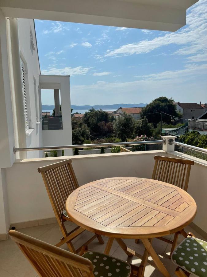 Haus Dalmatia With Heated Pool Apartamento Bibinje Exterior foto