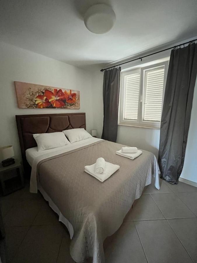 Haus Dalmatia With Heated Pool Apartamento Bibinje Exterior foto