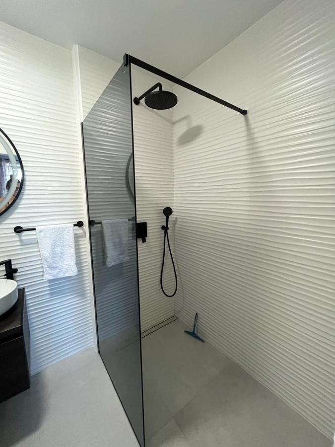 Haus Dalmatia With Heated Pool Apartamento Bibinje Exterior foto